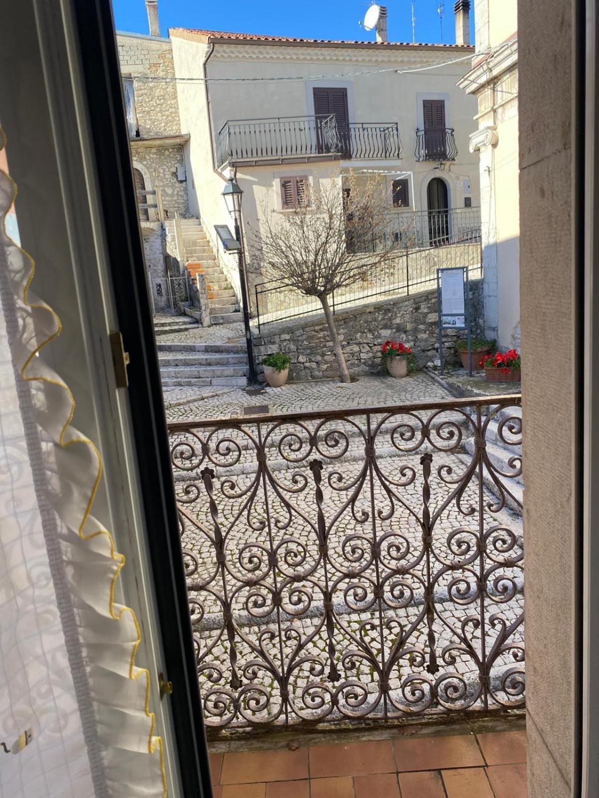 Вілла Don Pasquale Scontrone House Екстер'єр фото