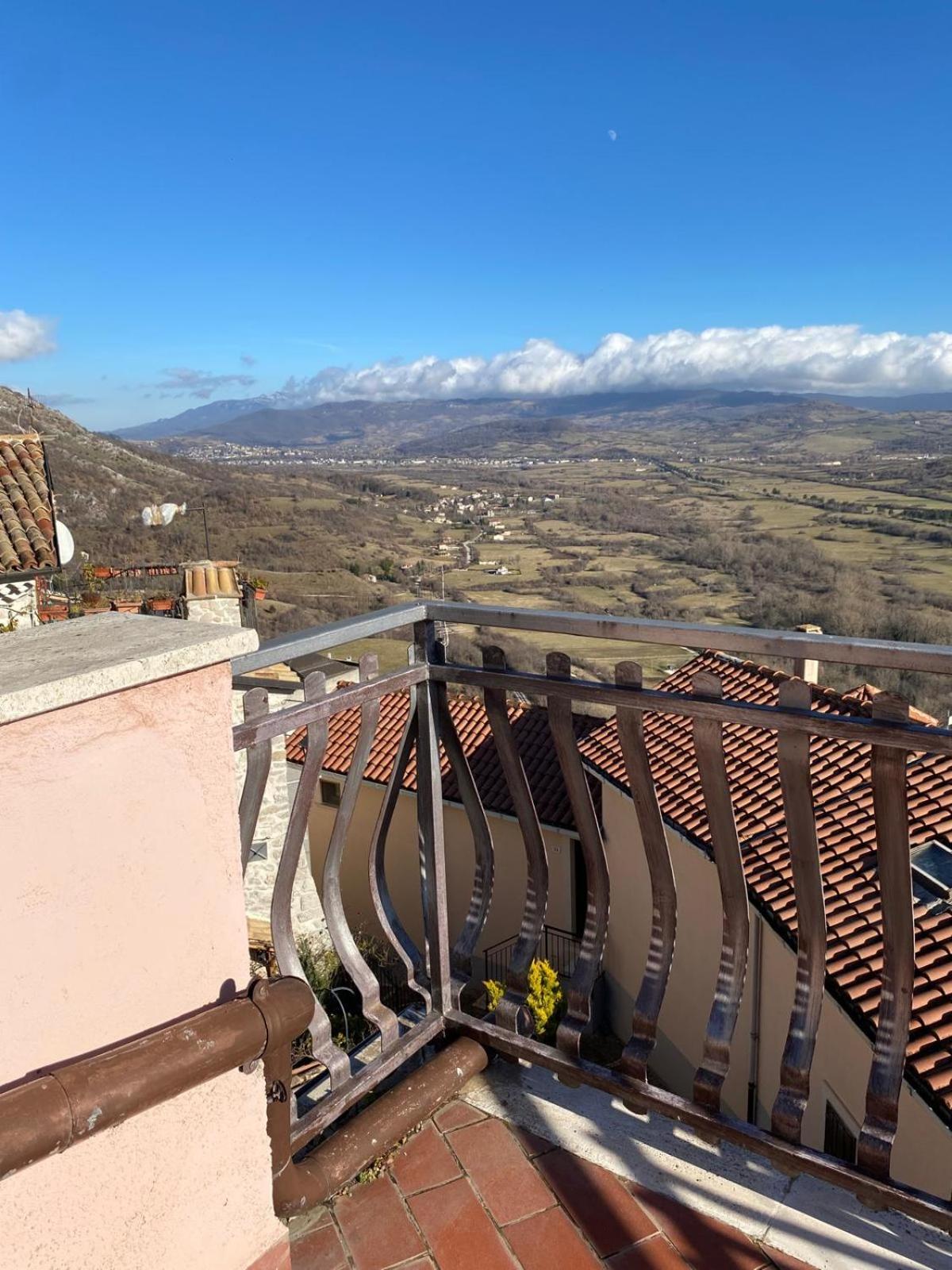 Вілла Don Pasquale Scontrone House Екстер'єр фото