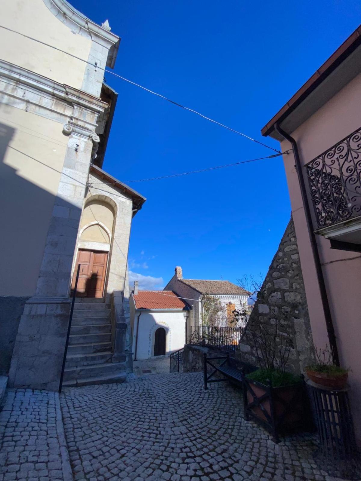 Вілла Don Pasquale Scontrone House Екстер'єр фото
