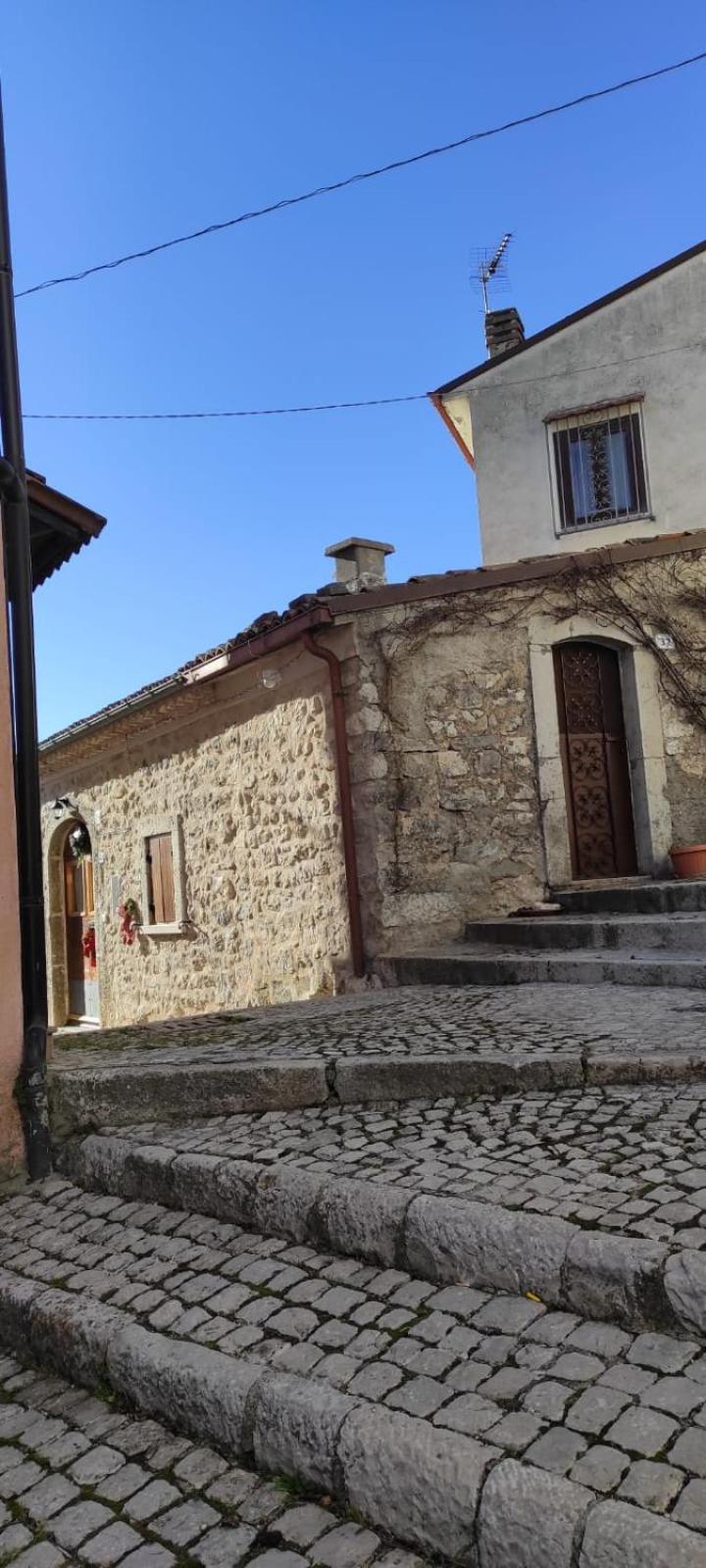 Вілла Don Pasquale Scontrone House Екстер'єр фото